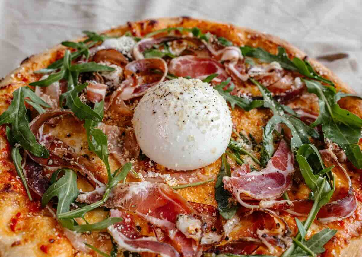 Social Media Management Consultant Leo Huynh Trinh