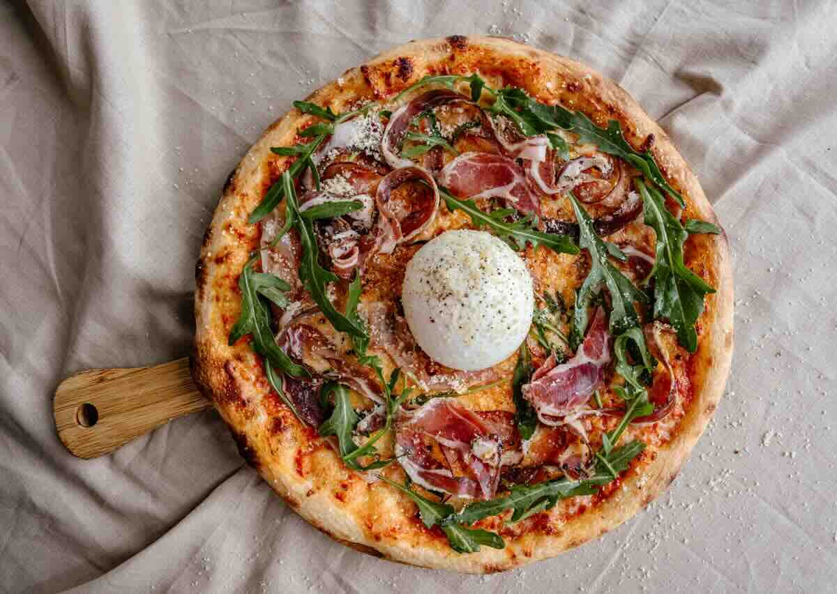 Social Media Management Consultant Leo Huynh Trinh 