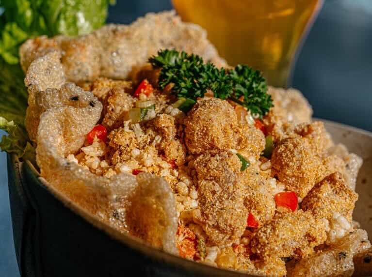 Social Media Management Consultant Leo Huynh Trinh