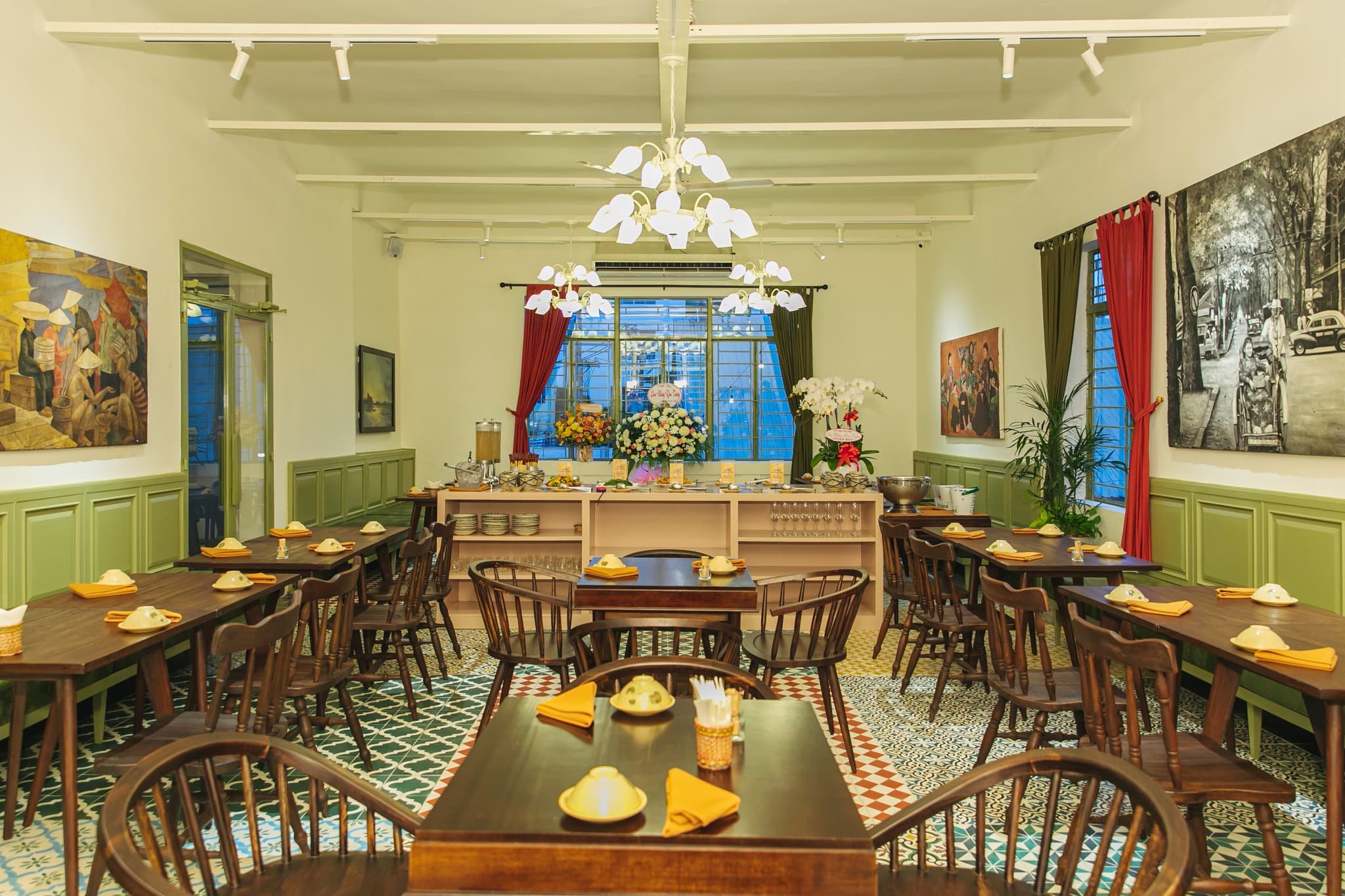 F&B Operation Consultancy Leo Huynh Trinh Quan Bui Bistro & Lounge