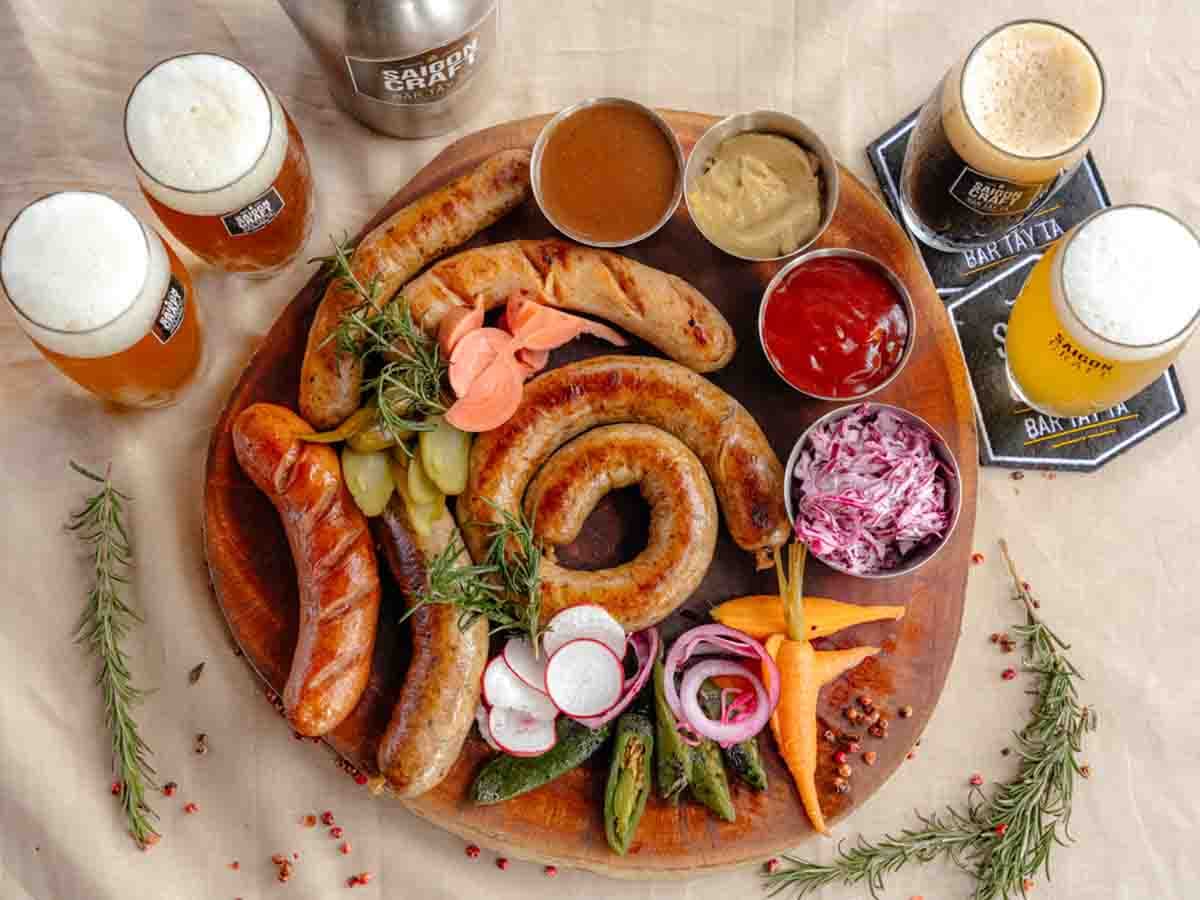 Social Media Management Consultant Leo Huynh Trinh