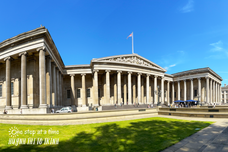 essential-tips-study-abroad-featured